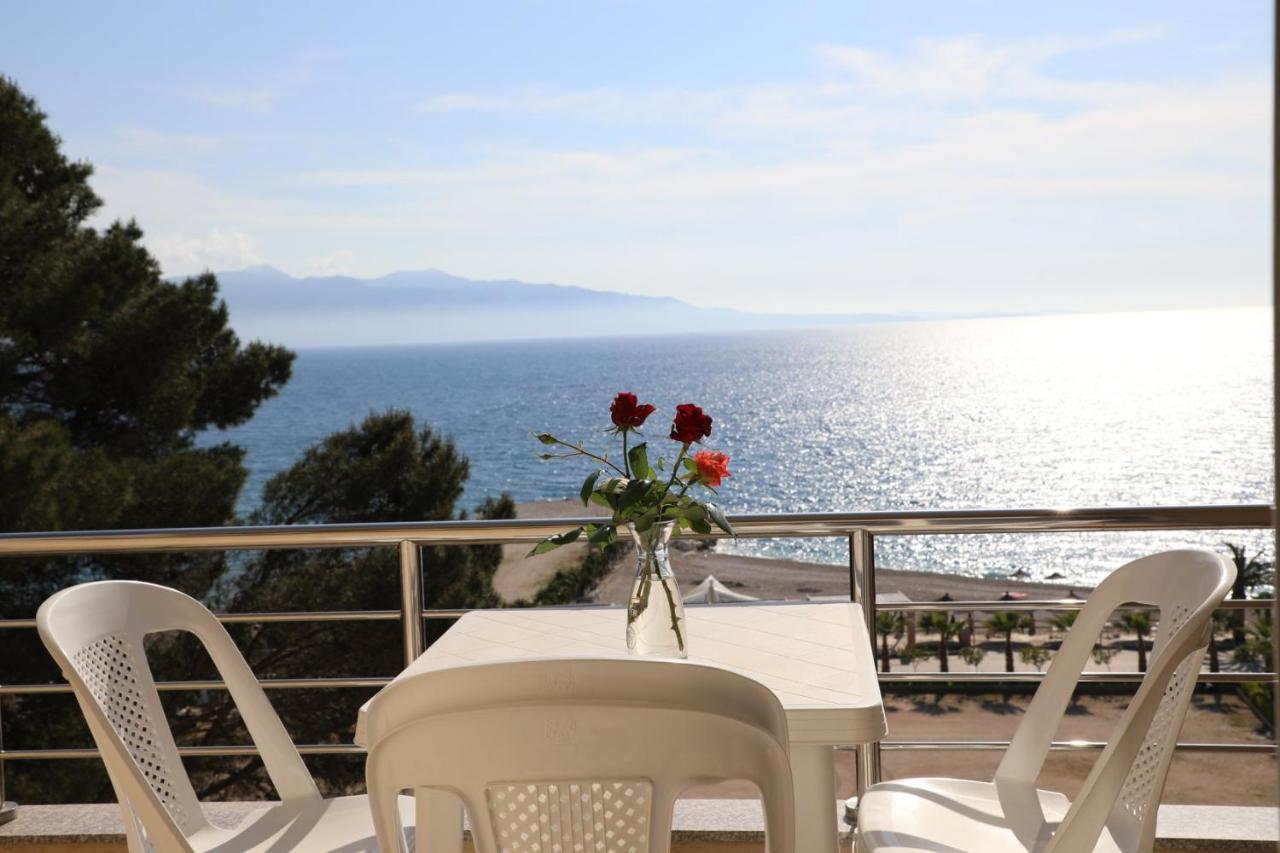 Eval Hotel Sarandë Exterior foto