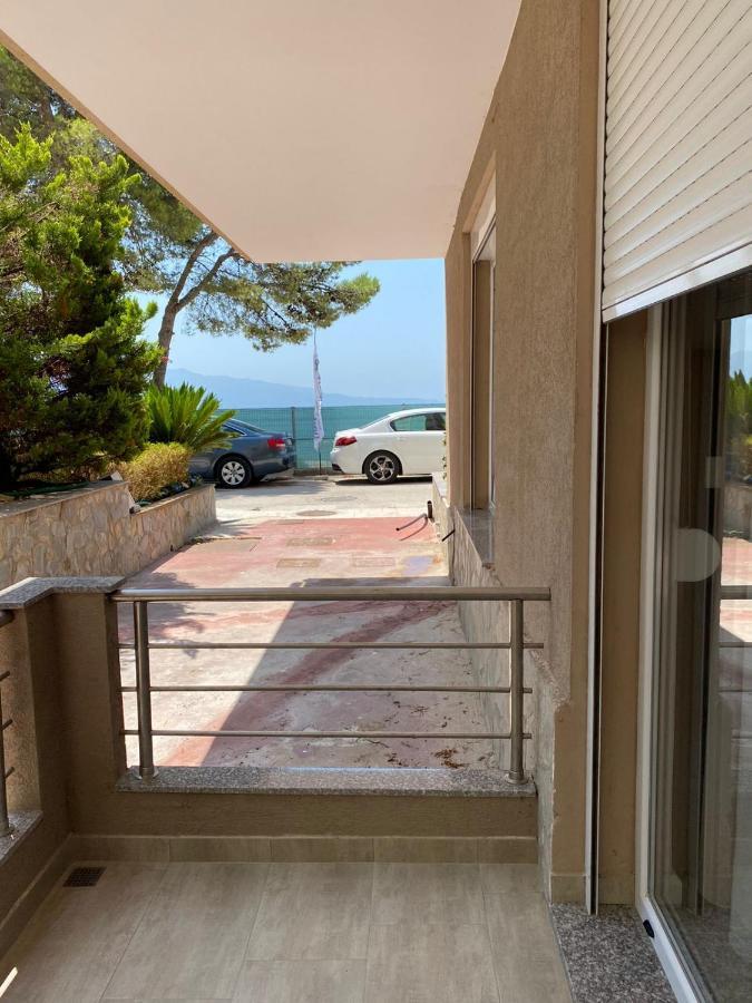 Eval Hotel Sarandë Exterior foto